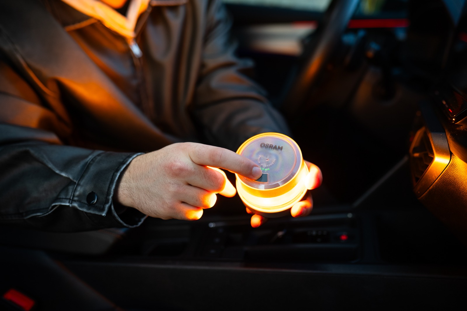 Die Bedeutung der Warnleuchte V16 für die Verkehrssicherheit
