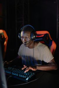 pexels-yankrukov-9072274