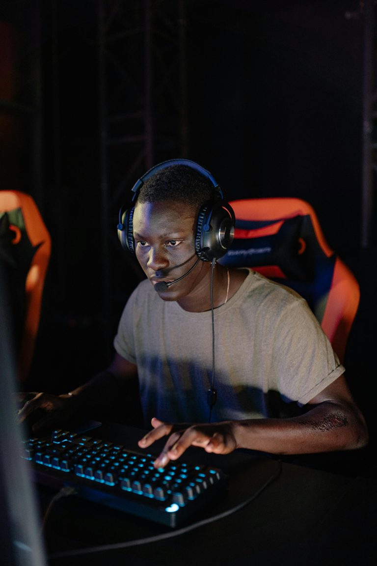 pexels-yankrukov-9072274